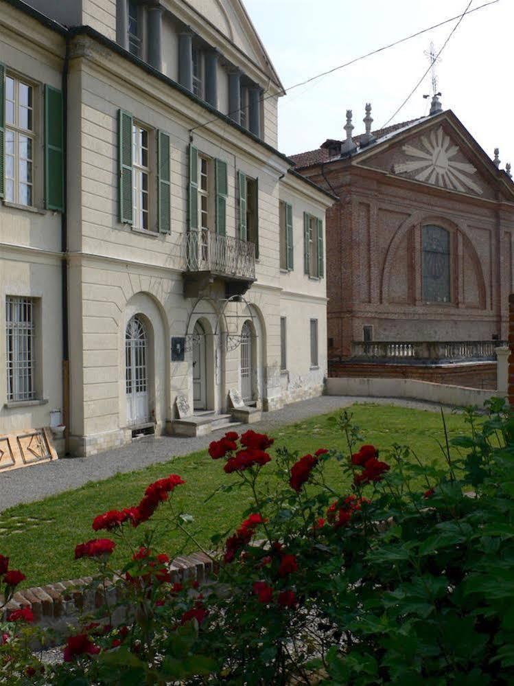 Dimora Castello Dei Conti Acomodação com café da manhã Trinità Exterior foto