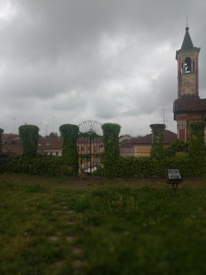 Dimora Castello Dei Conti Acomodação com café da manhã Trinità Exterior foto